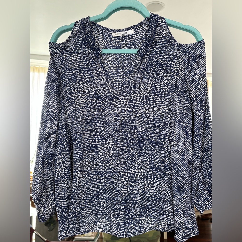 Cold shoulder top 10 Crosby Derek Lam Blue and White.